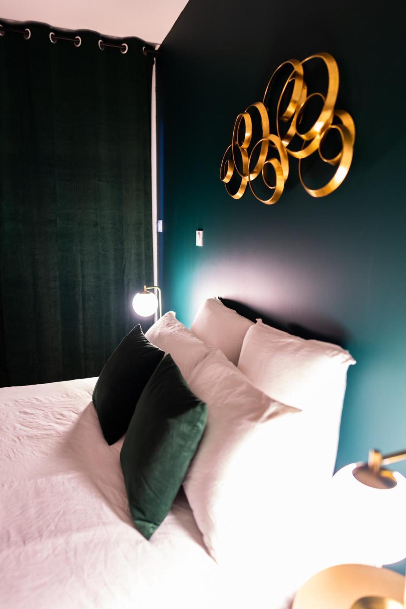 Grand Loft Familial 4 Chambres Avec Parking Prive Saumur Exterior foto